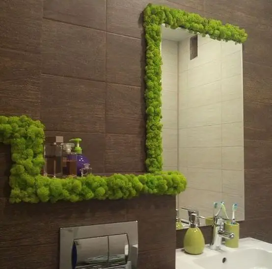 decoratiuni din licheni pentru oglinda din baie